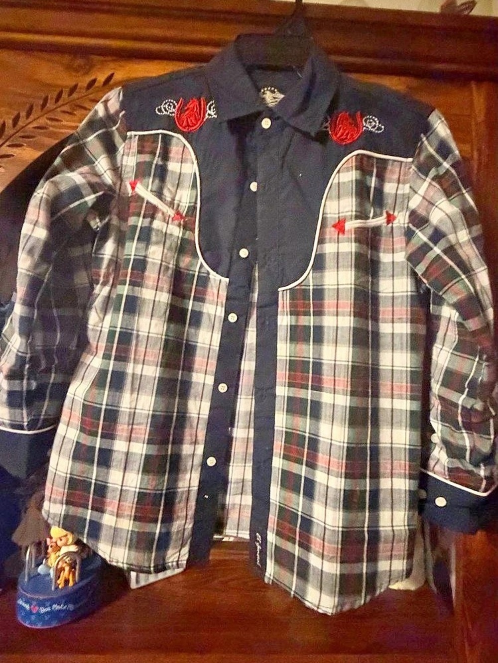Robert Graham Plaid Button Down in Black & Gray Large